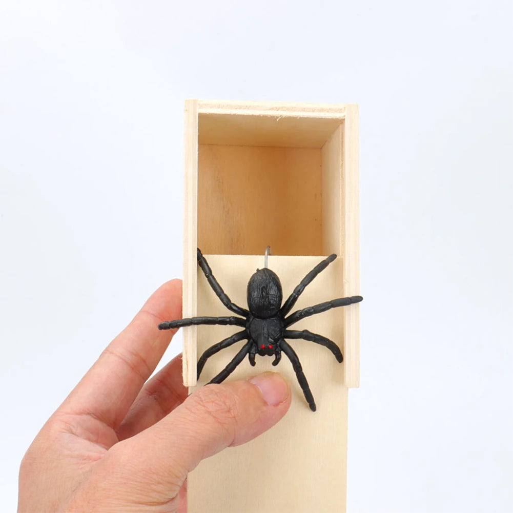 Spider Prank Box Wooden Fun Surprise Happy Box Gags Practical Joke Scare Toys Novelty Halloween Gifts for Friends DROPSHIPPING